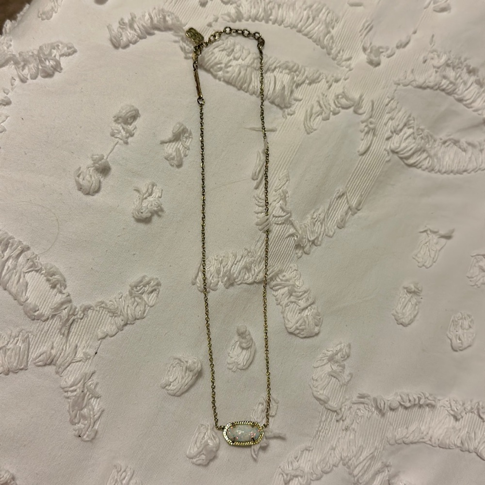 KENDRA SCOTT NECKLACE